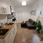 Barcelona Central Apartments شقة