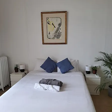 Barcelona Central Apartments
