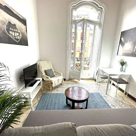 Barcelona Central Apartments アパート