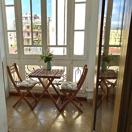 Barcelona Central Apartments