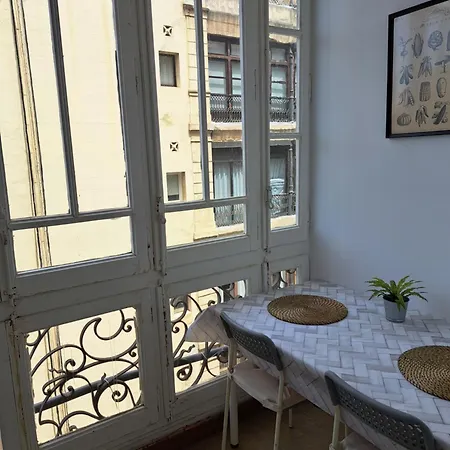 Barcelona Central Apartments דירה *
