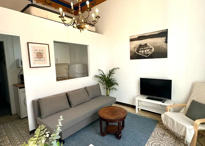 Barcelona Central Apartments