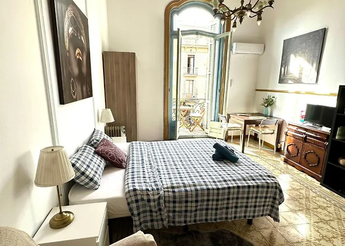 Barcelona Central Apartments * バルセロナ