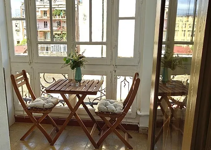 Barcelona Central Apartments