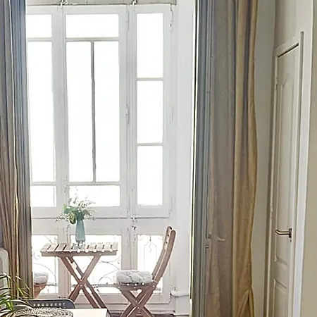 Barcelona Central Apartments Daire *